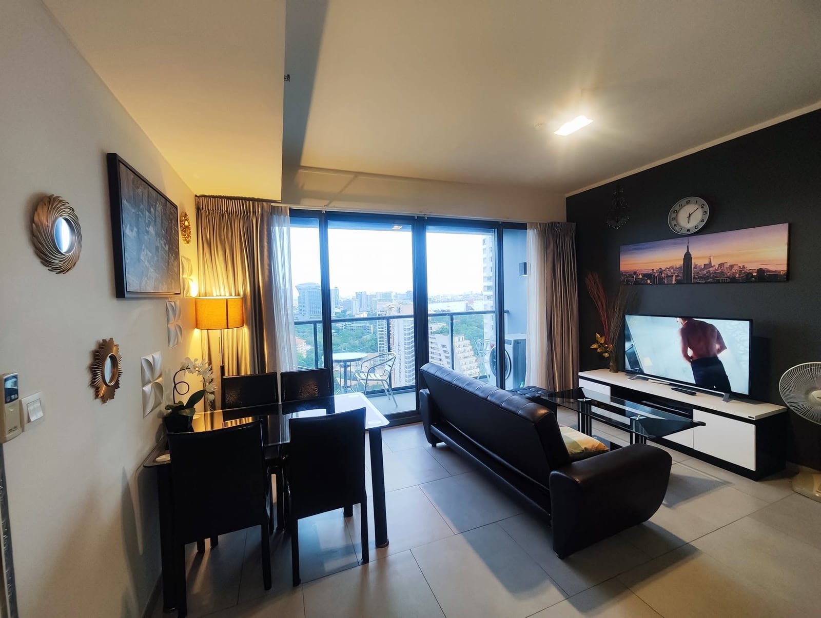 Zire Wongamat 1BR, 26th Floor
